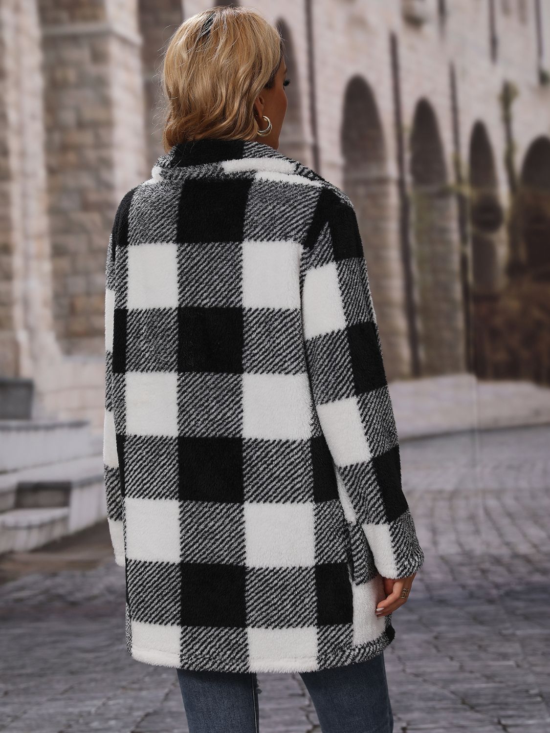 RS: Plaid Collared Neck Coat with Pockets