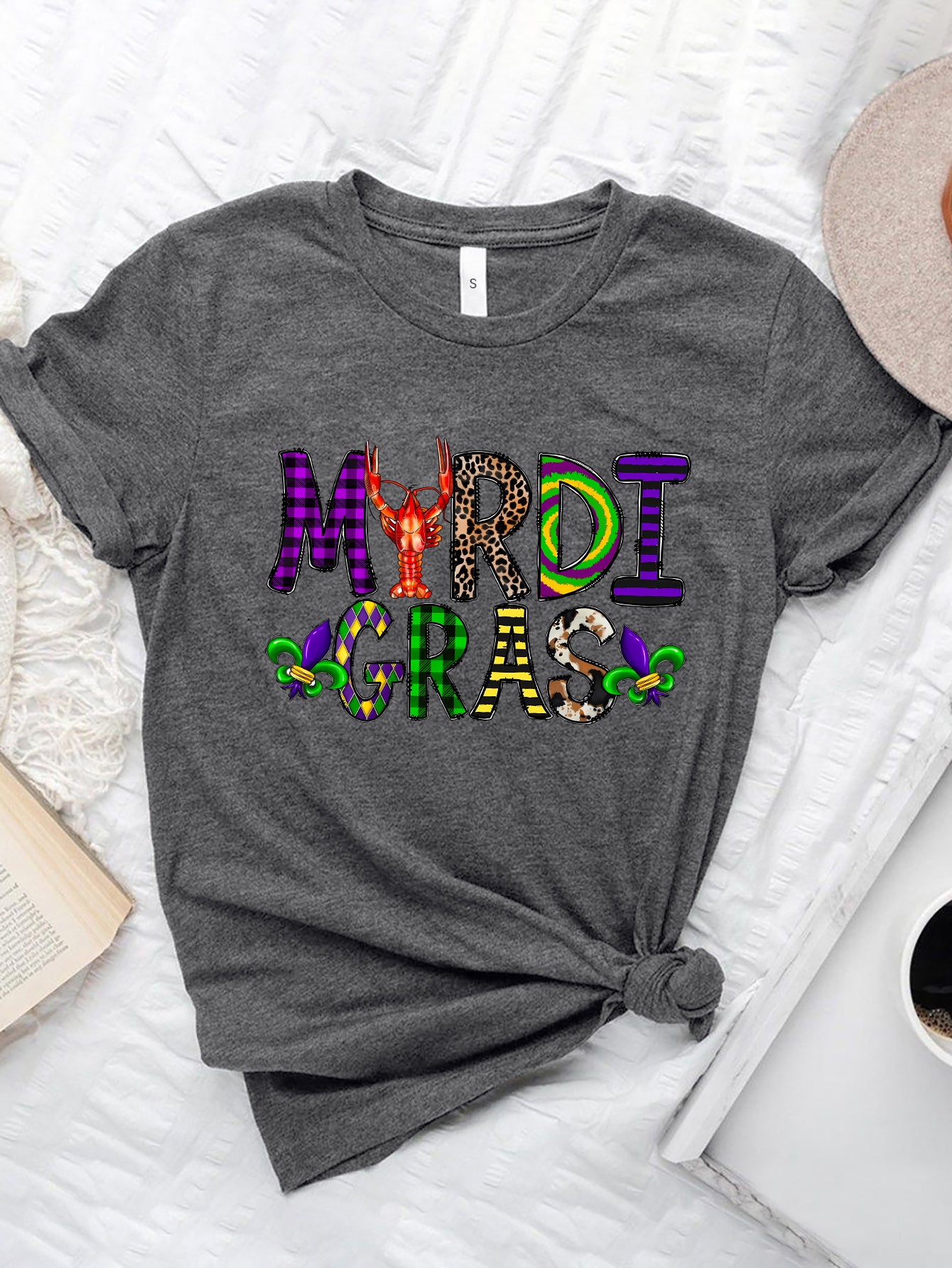 RS: MARDI GRAS Round Neck Short Sleeve T-Shirt